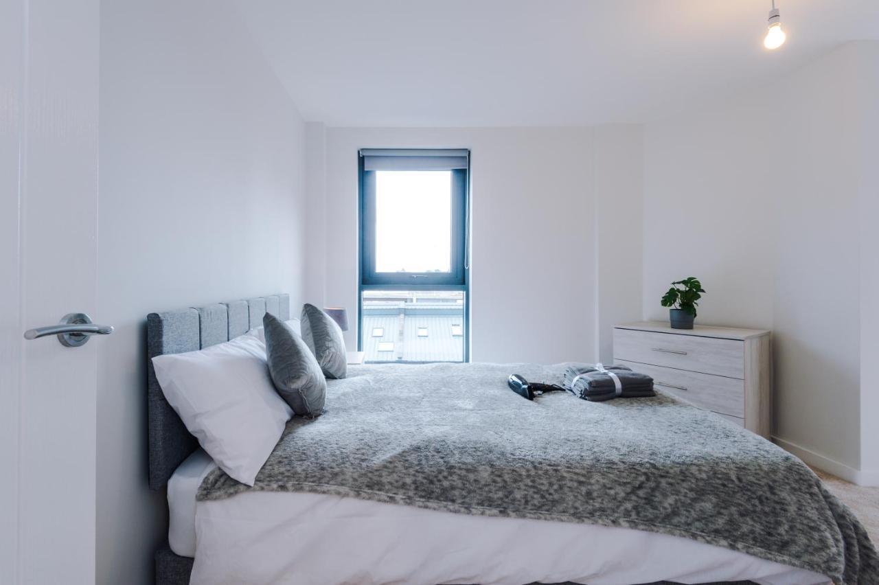 ✰Onpoint - Modern 2 Bed Apartment Close To Centre✰ Лийдс Екстериор снимка