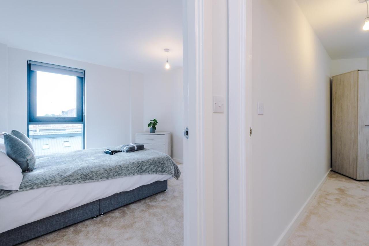 ✰Onpoint - Modern 2 Bed Apartment Close To Centre✰ Лийдс Екстериор снимка